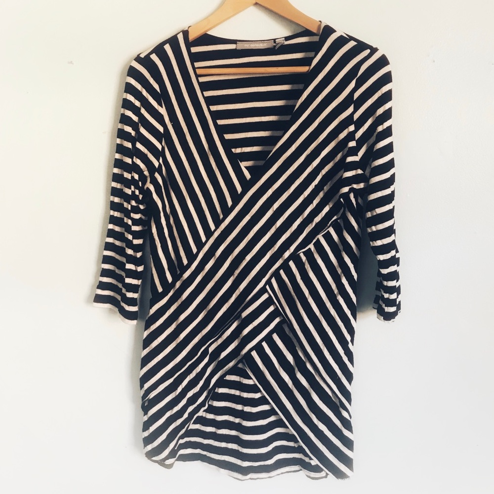 Asymmetrical 3/4 sleeve striped shirt